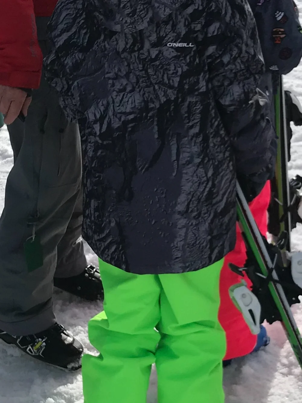O’Neill Kids Black/gray mountain pattern Ski Jacket with Neon Green Zip Accents